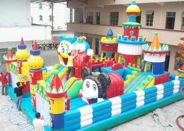 Outdoor inflatable amusement park 