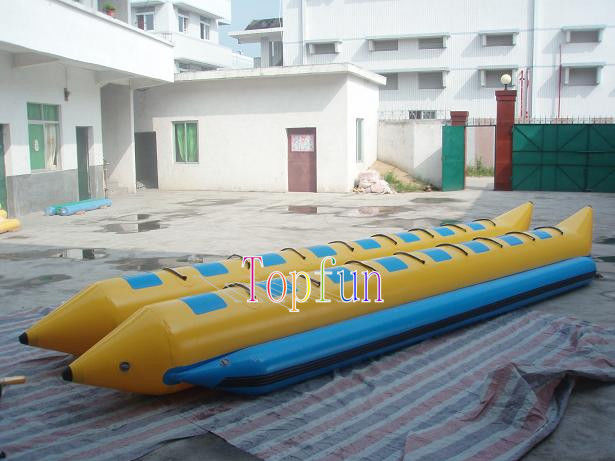 Banana Boat For Sale / Double Line Tube Inflatable Fly Fishing Boats For Summer Exciting Beach Sports 16 Person