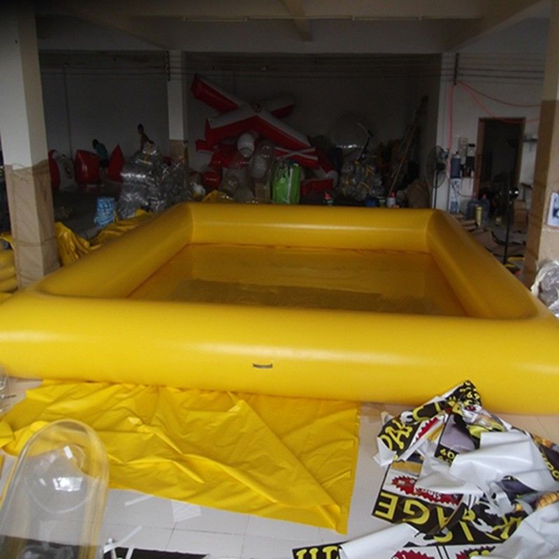 Inflatable Swimming Pools 0.9mm PVC Tarpaulin 0.65 m Pipe For Intdoor Amusement